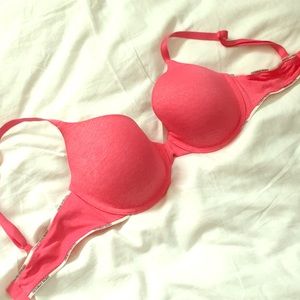 Victoria’s Secret pink bra
